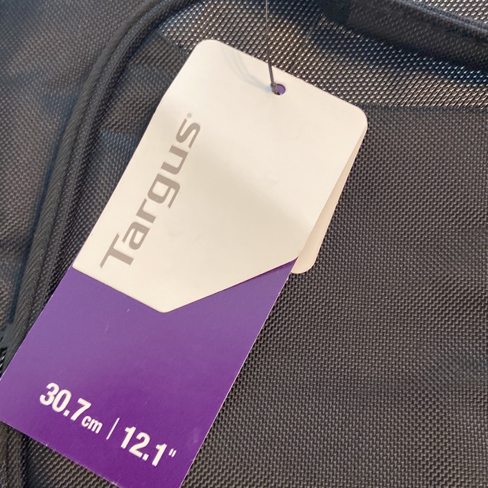 TARGUS Laptop bag color black brand new with tag see all photos - Picture 3 of 8